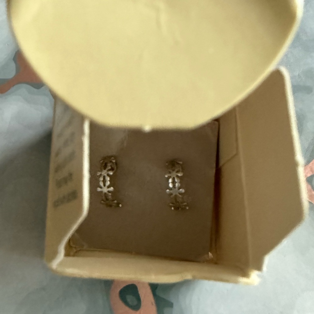 Avon Silver Stud Earrings Minimalist Design